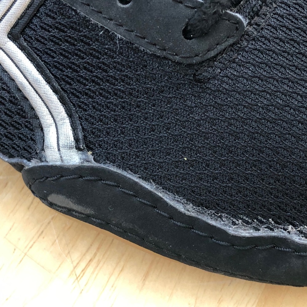 Asics Matflex 5 GS Wrestling Shoes Youth 5 US Kid Black Silver C545N Mid Top Gum - Picture 9 of 13